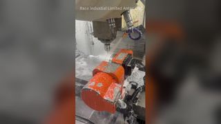 Fabrication sur mesure de pièces de tournage CNC de précision