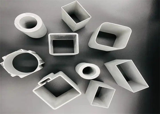 Projets polyvalents de formations de tubes carrés en aluminium extrudé de précision