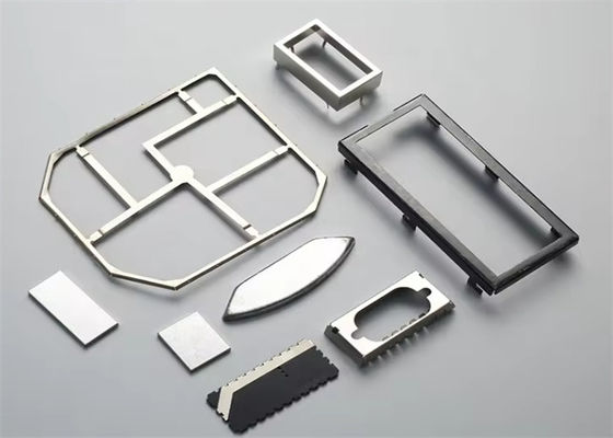 Fabricants de pièces d'estampage métallique de précision sur mesure Léger robuste