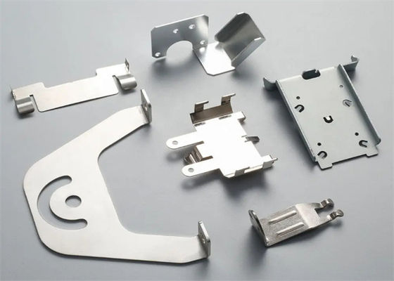 Components métalliques de tôle d'estampage OEM Parties d'estampage de précision Couche en poudre