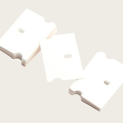 Voltage de rupture élevé/évier de chaleur en céramique à haute résistance avec une rugosité de surface de 0,3 à 0,8 Um