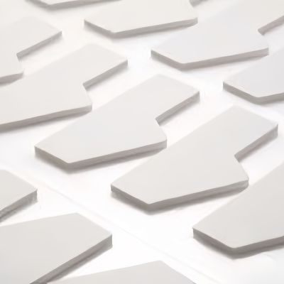 Le système de chauffage est équipé d'un support de chauffage en silicone ultrafin de 0,020 à 0,200 mmT pour une tension de rupture de dissipation thermique ≥ 10 KV/mm