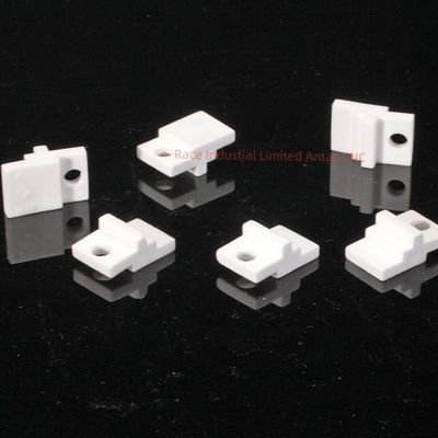 Rugosité de surface RA0.3-08 µm Dissipateur thermique en céramique : La solution de refroidissement ultime pour la gestion thermique