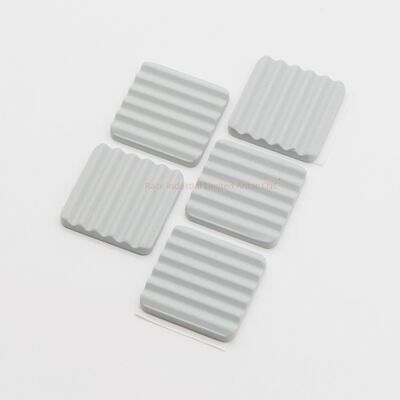 Warpage≤2‰ Ceramic Heat Sink Designed to Meet frequency Communication Signal Equipment Requirements with Surface Roughness 0.3-08 Um and Cooling